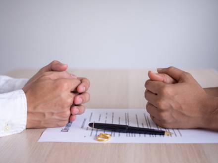 Wheaton, IL divorce attorney